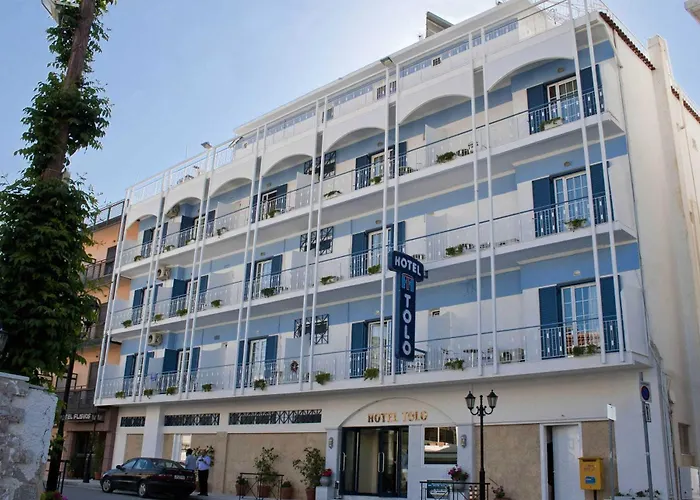 מלון Hotel Tolo 3*