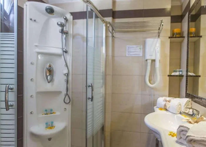 Hotel Tolo