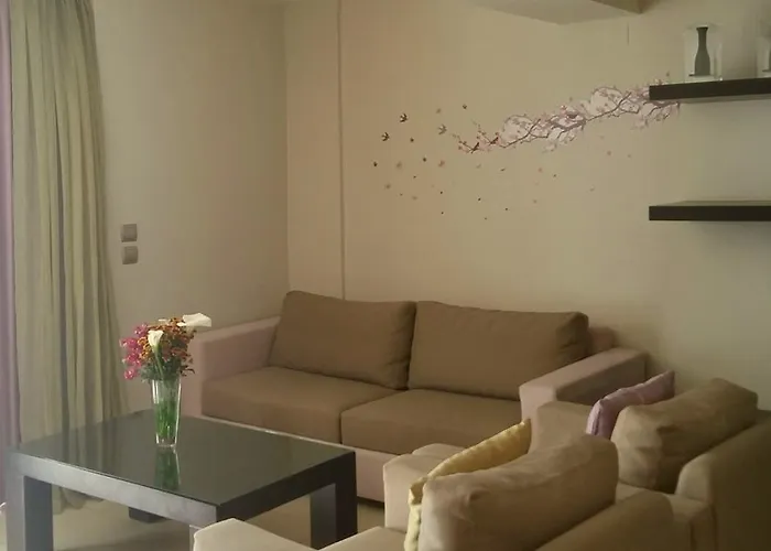 Hotel Tolo מלון טולון