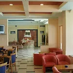 酒店 托隆酒店