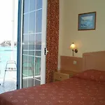 Hotel Tolo 3*