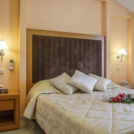 Hotel Tolo 3*