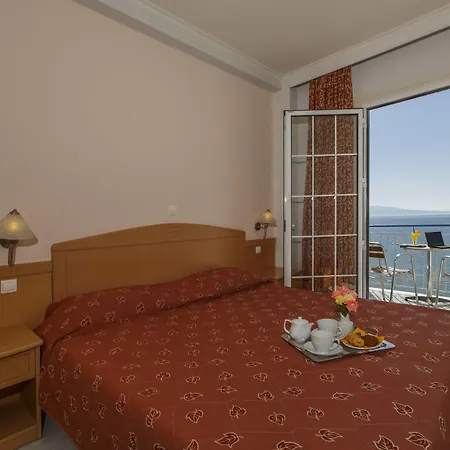 Hotel Hotel Tolo Tolo