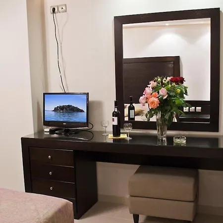 Hotel Hotel Tolo 3*