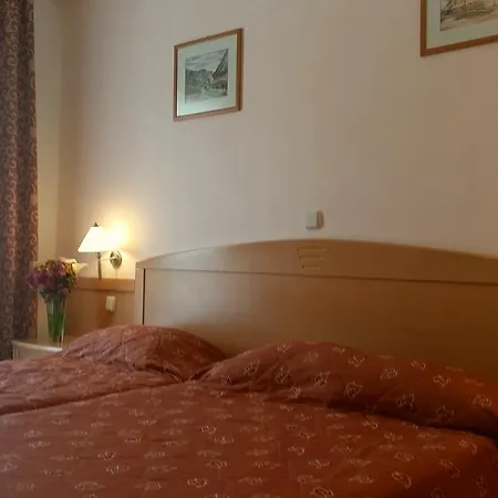 Hotel Hotel Tolo 3*