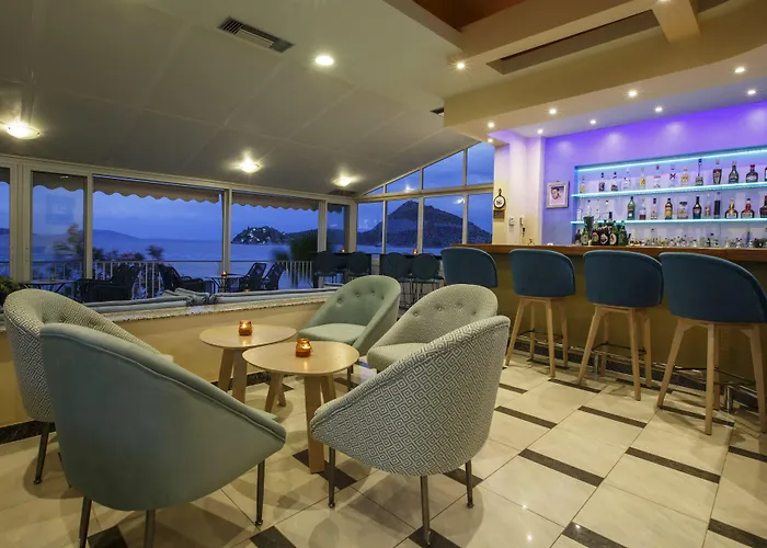 Szálloda Hotel Tolo 3*