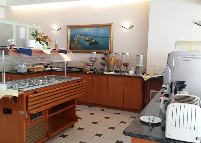 Szálloda Hotel Tolo